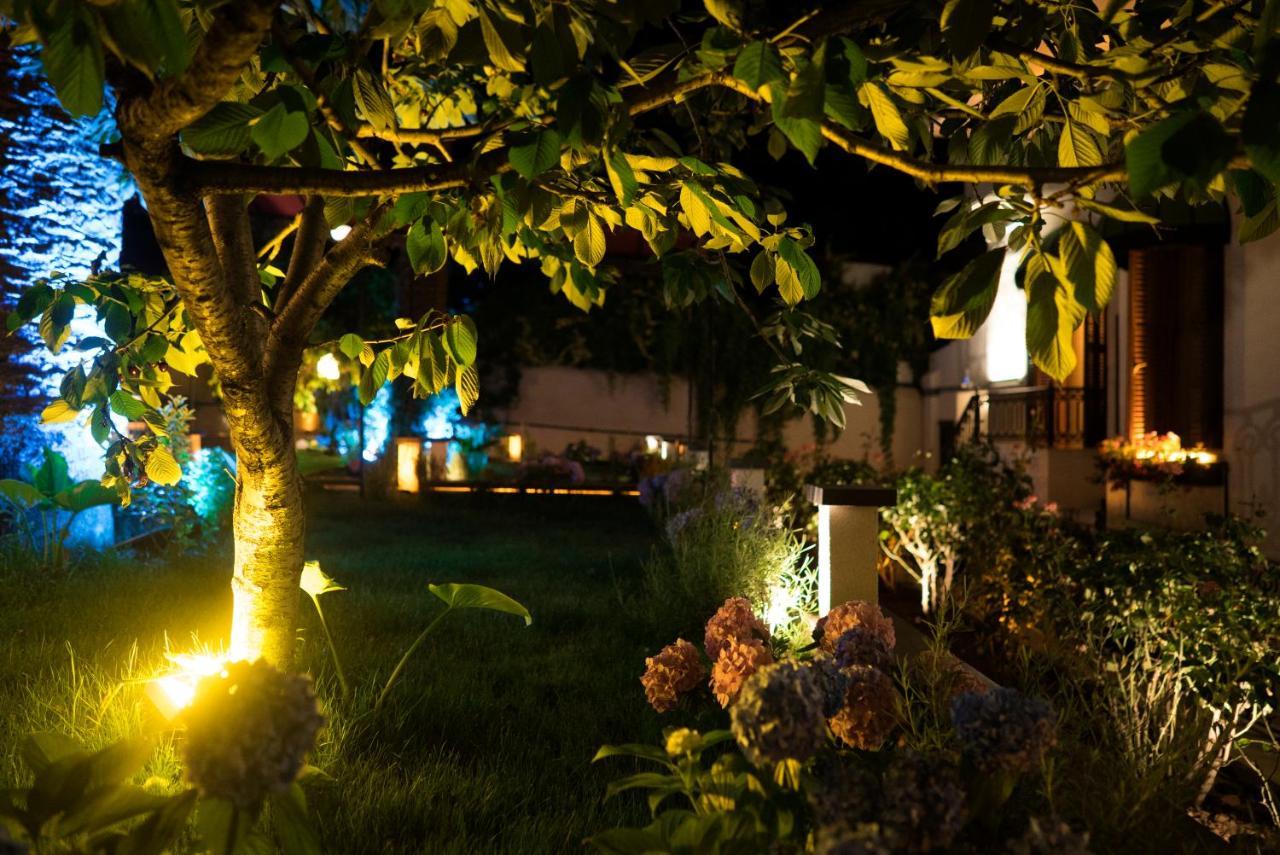No2 Hotel By Suekrue Adalar Exterior photo