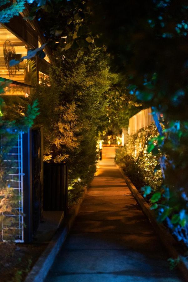 No2 Hotel By Suekrue Adalar Exterior photo